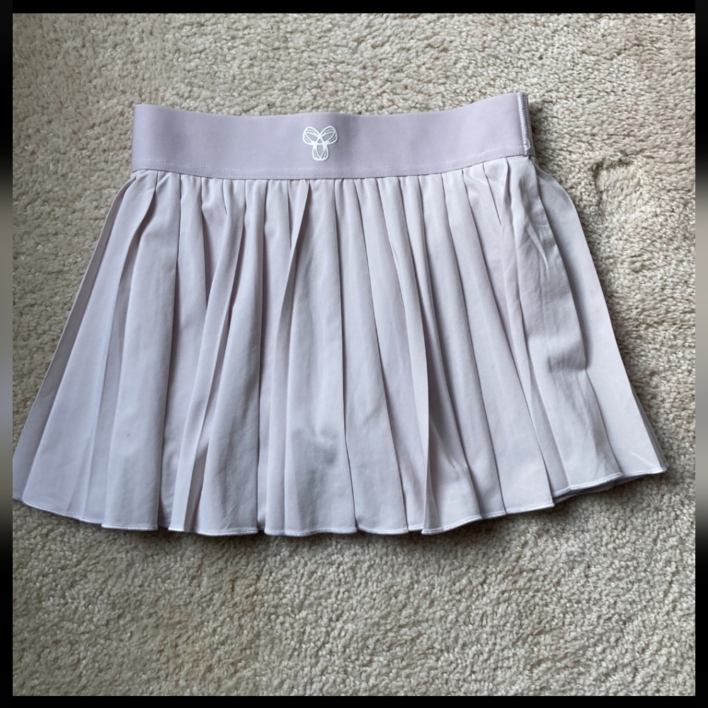 Aritzia Skater Mini Skirt in Purple Pleated Design
